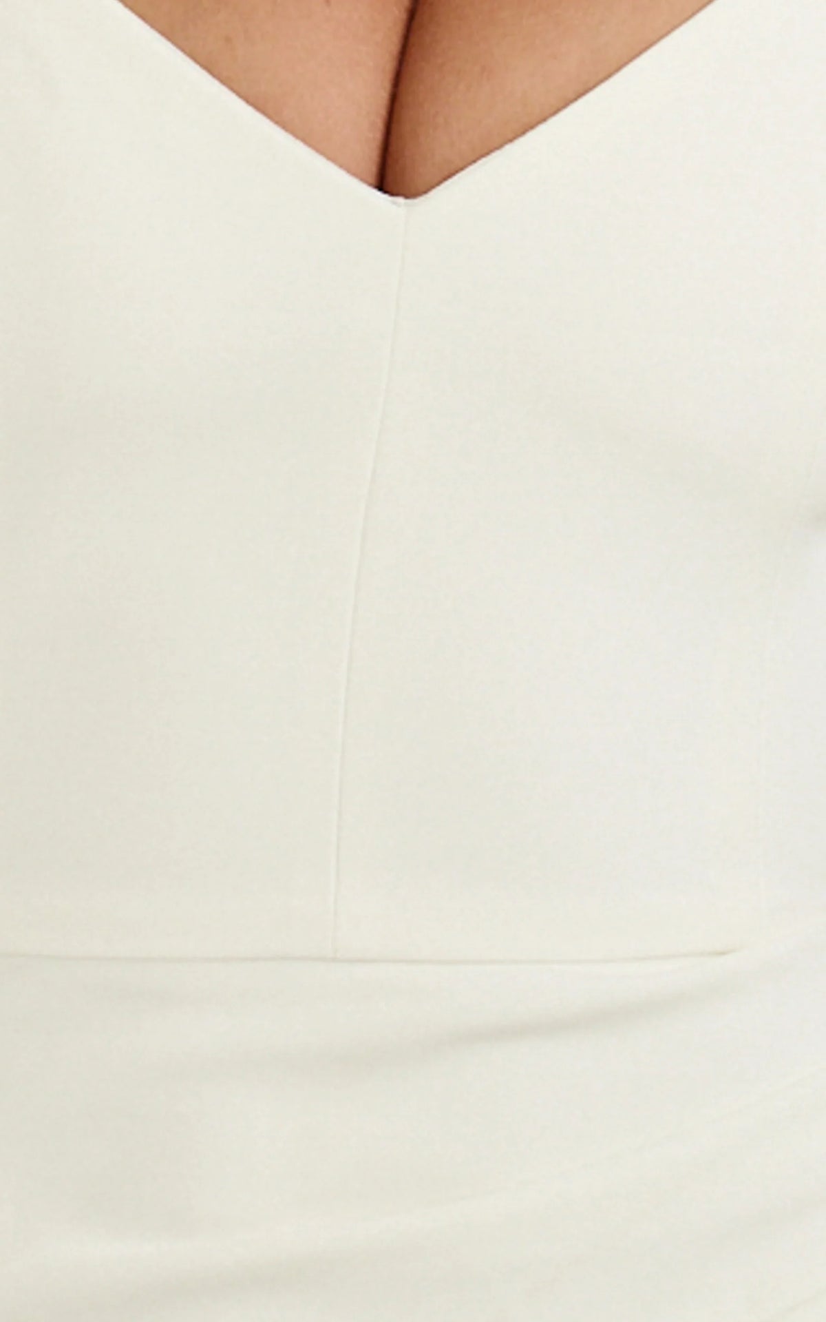 Skye Maxi Dress - V Shaped Neckline Short Sleeve Dress in White