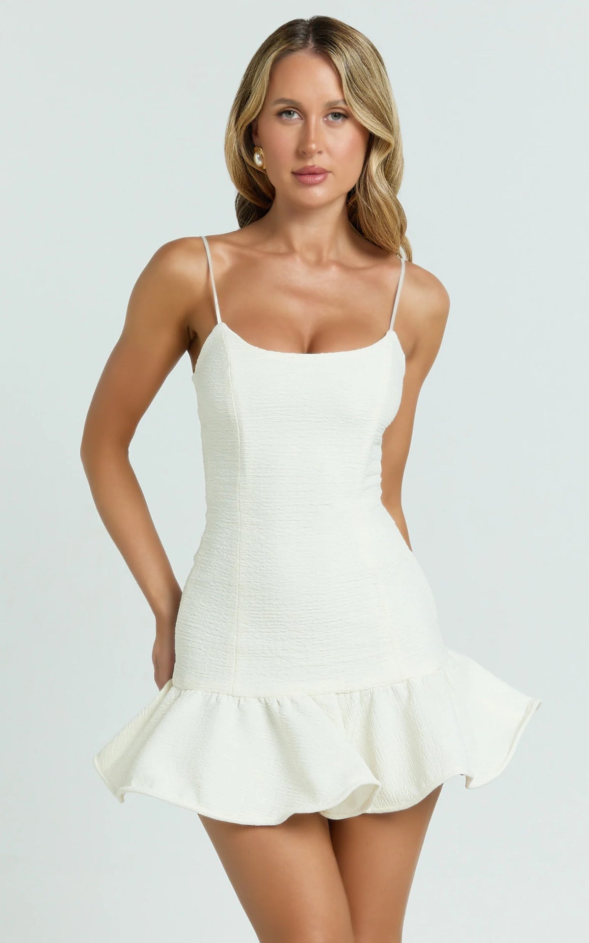 Sammie Mini Dress - Scoop Neck Hem Frill Fitted Dress in Off White