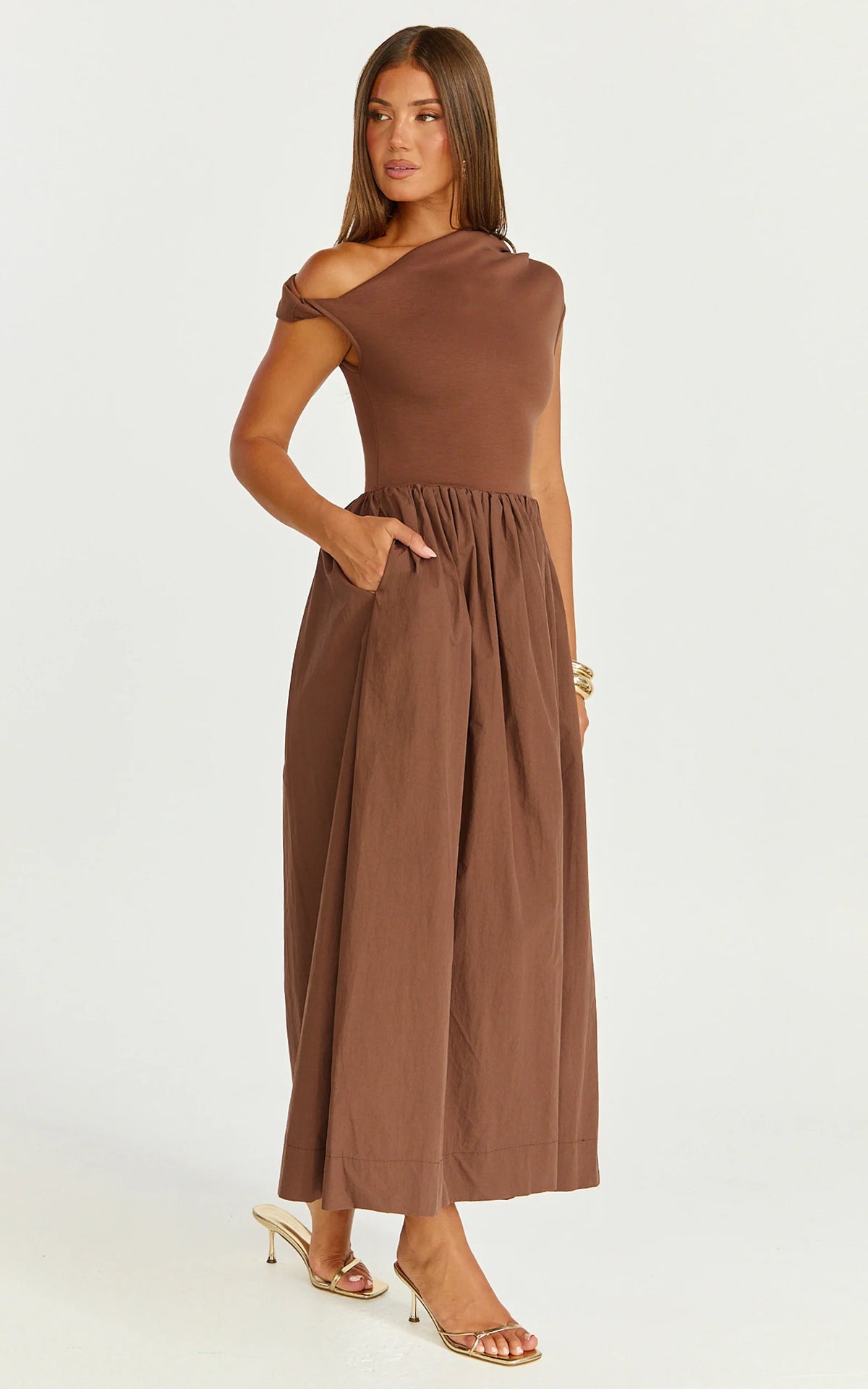 Jhamie Midi Dress - One Shoulder Contrast Skirt Dress in Chocolate