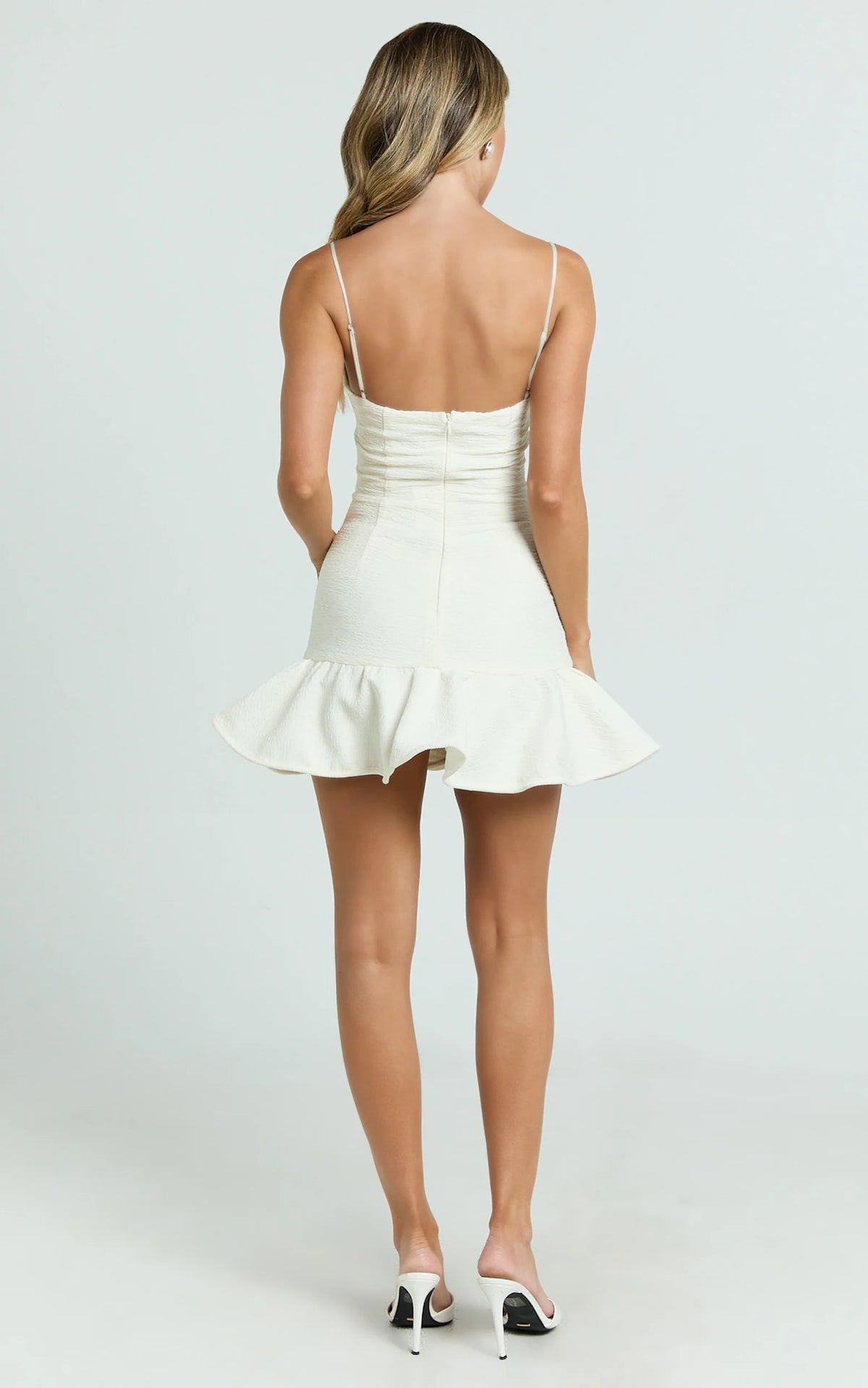 Sammie Mini Dress - Scoop Neck Hem Frill Fitted Dress in Off White