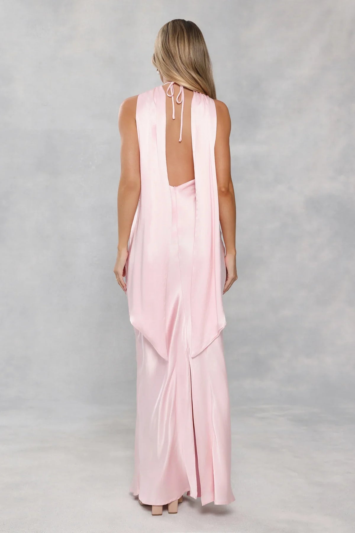 The Vivia Halter Satin Maxi Dress Light Pink